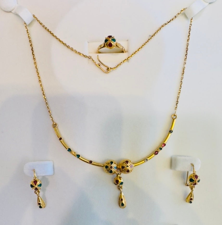 Clearance Sale on Gold Jewelry Collections