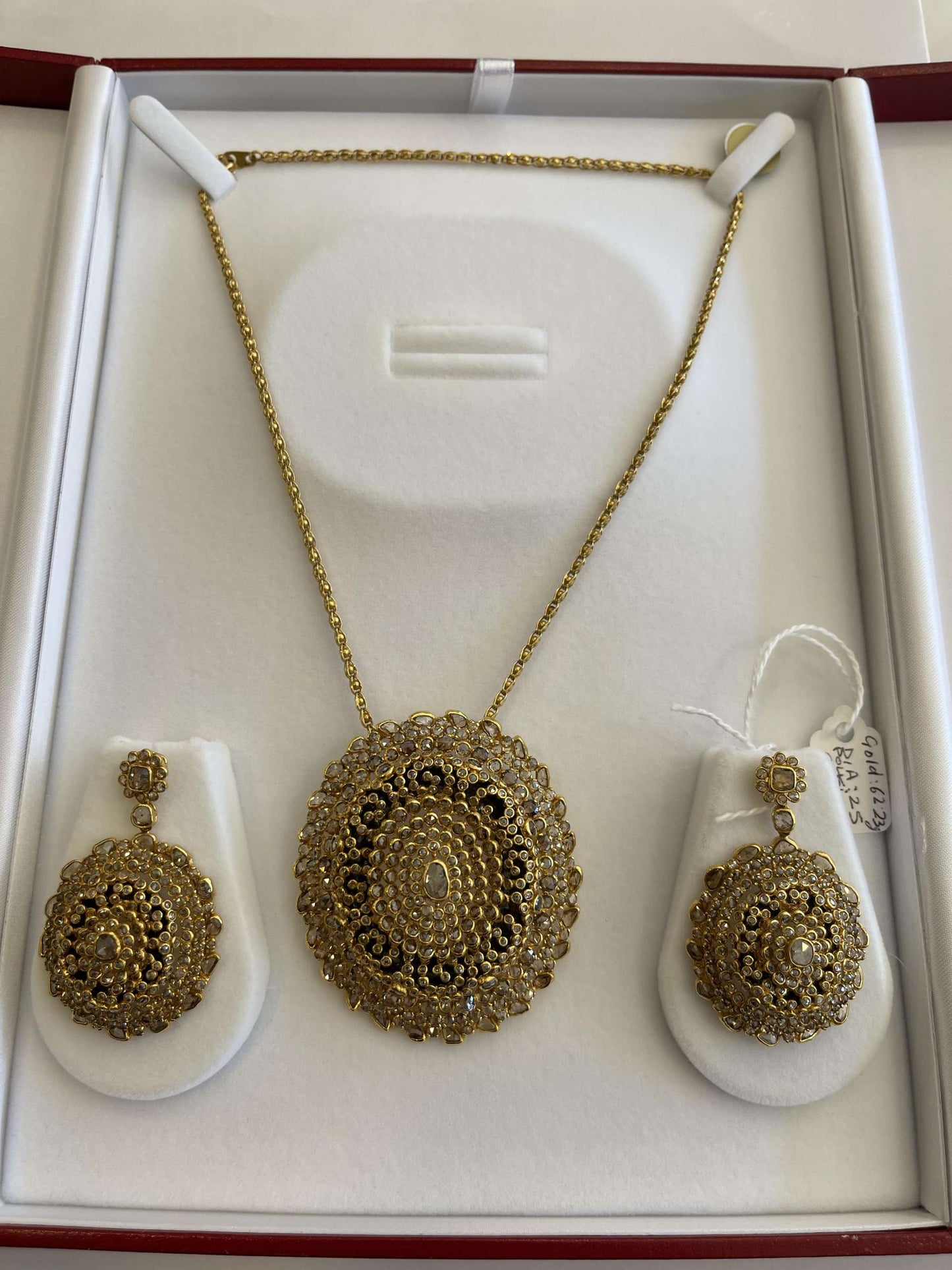 22ct Gold Designer Set with Un-Cut Diamond Polki