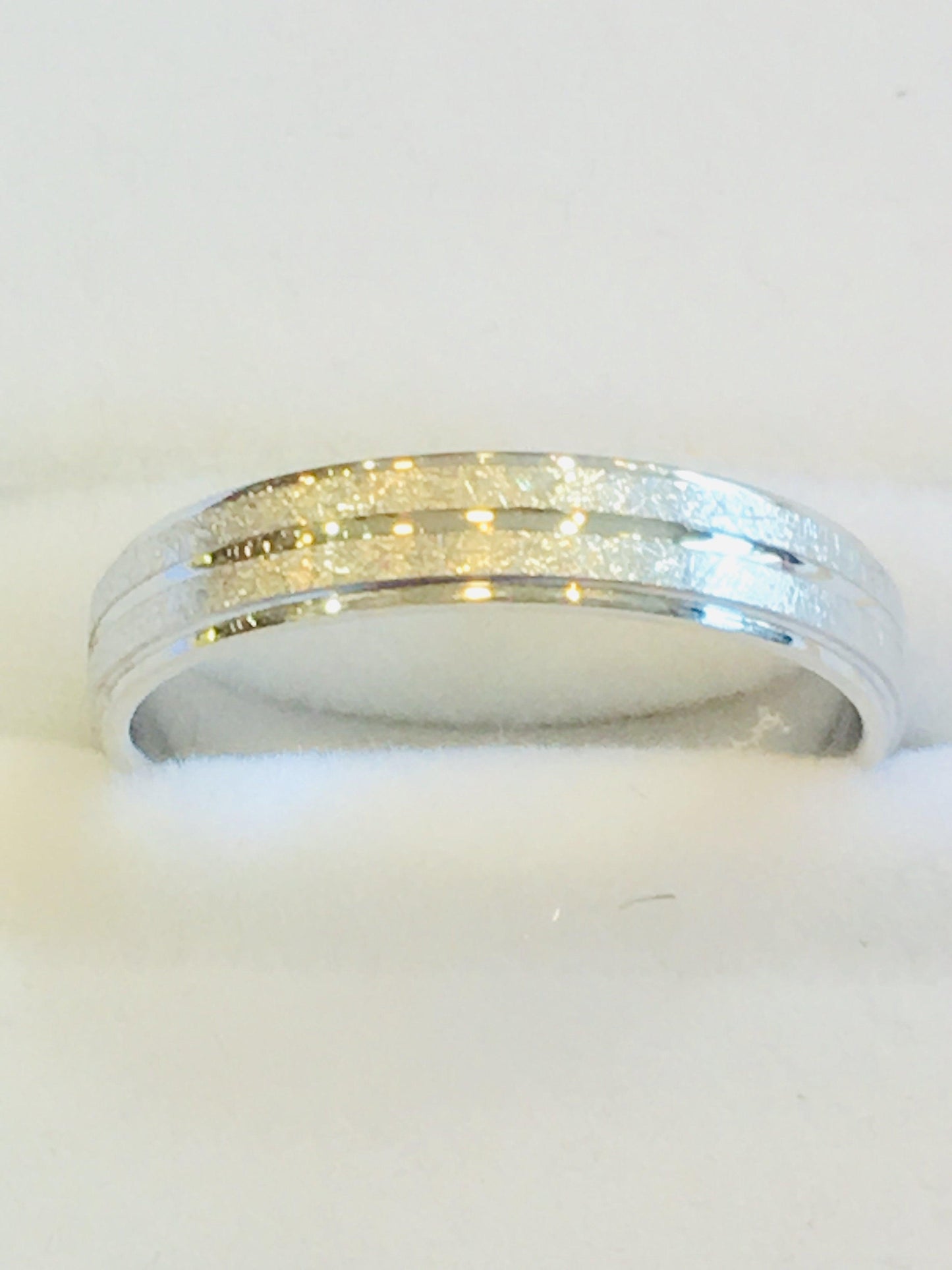 Platinum PT950 Ring