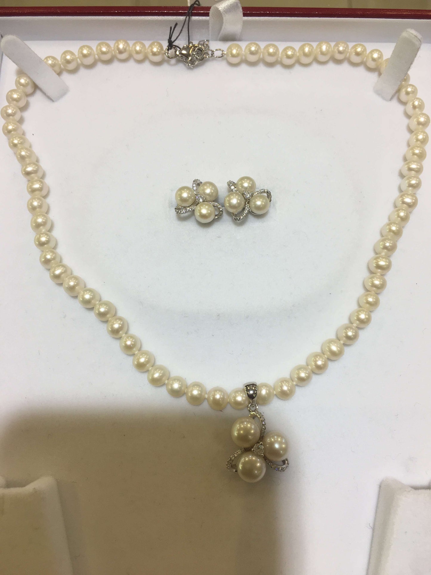 Italian Pearls Necklace with Sterling Silver