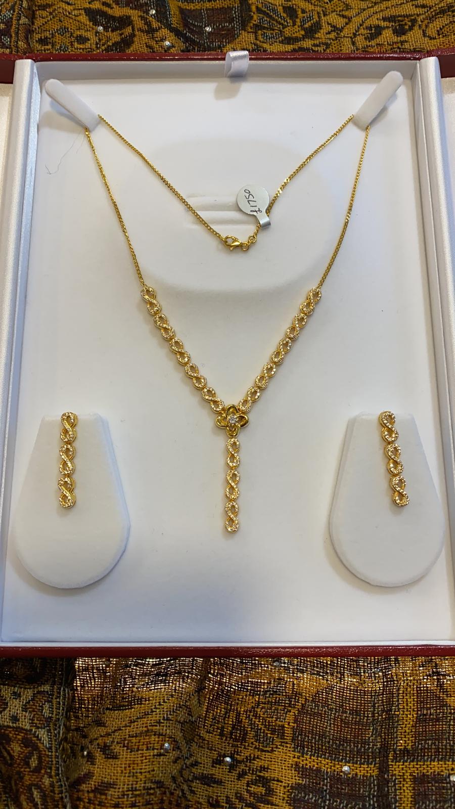 22ct Gold Turkish Designer Necklace set with American Diamonds