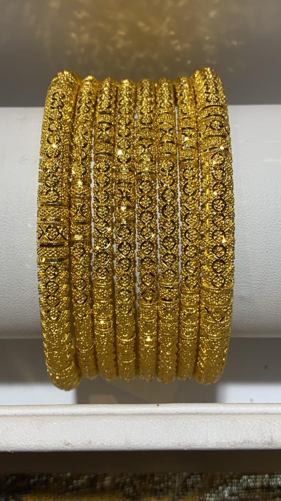 Gold bangles deals design 2021