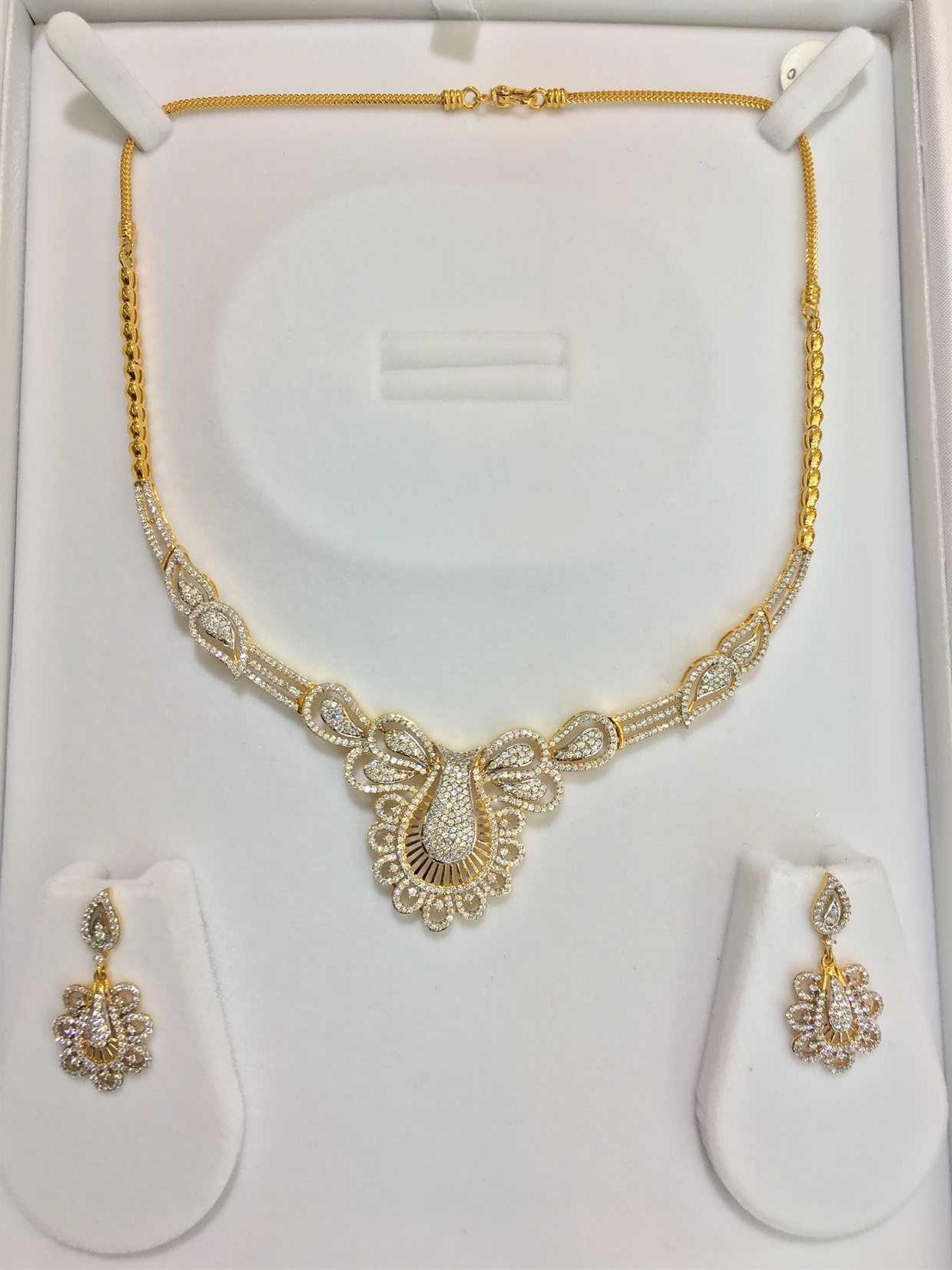 22ct Gold Designer Set with American Diamonds
