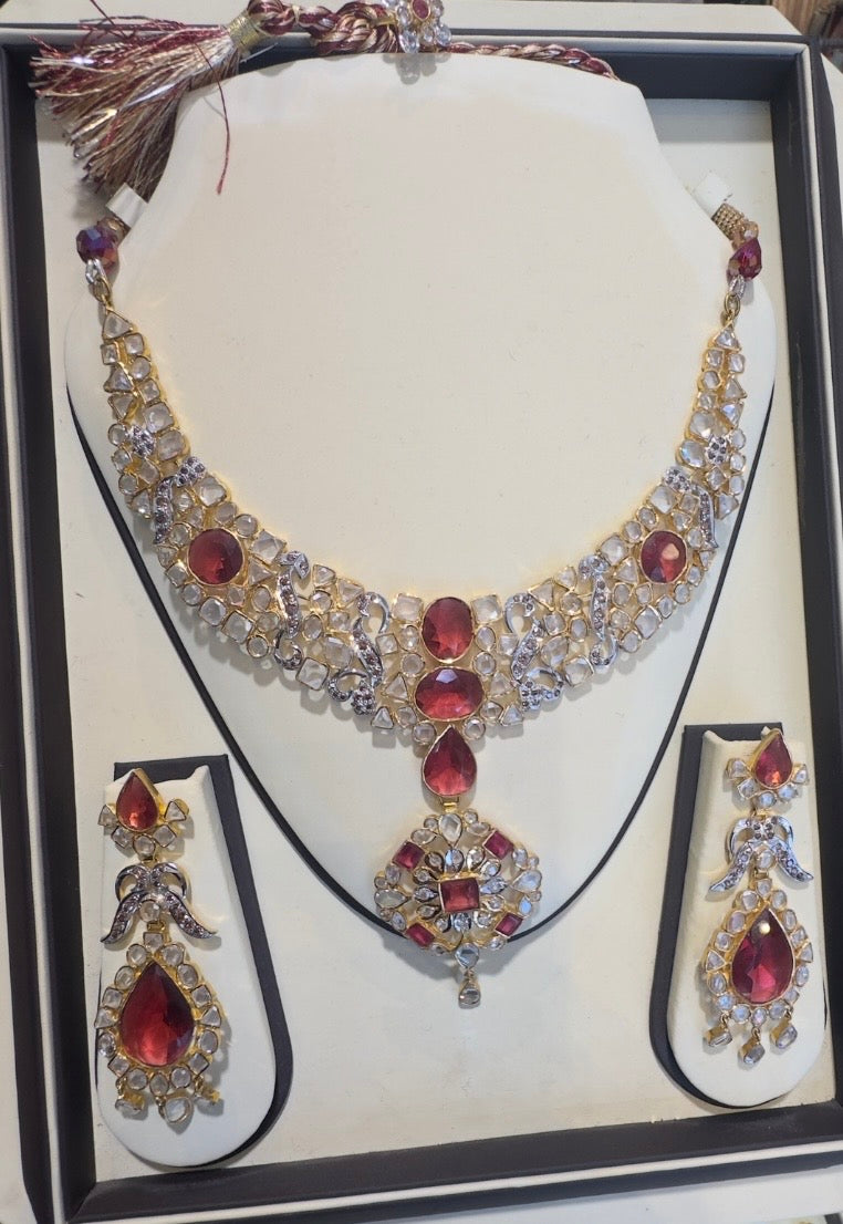 Clearance Sale on Gold Jewelry Collections