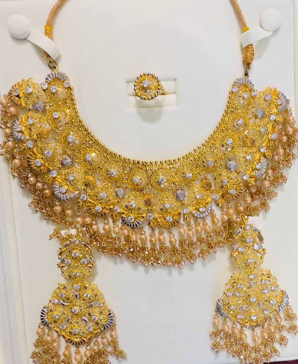 Clearance Sale on Gold Jewelry Collections