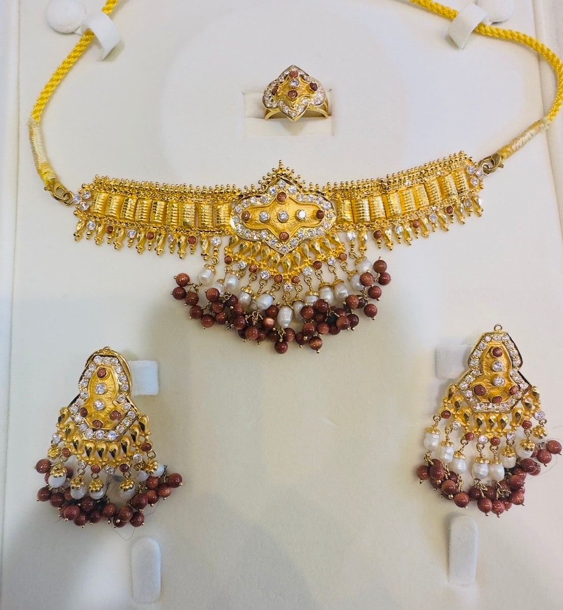 Clearance Sale on Gold Jewelry Collections