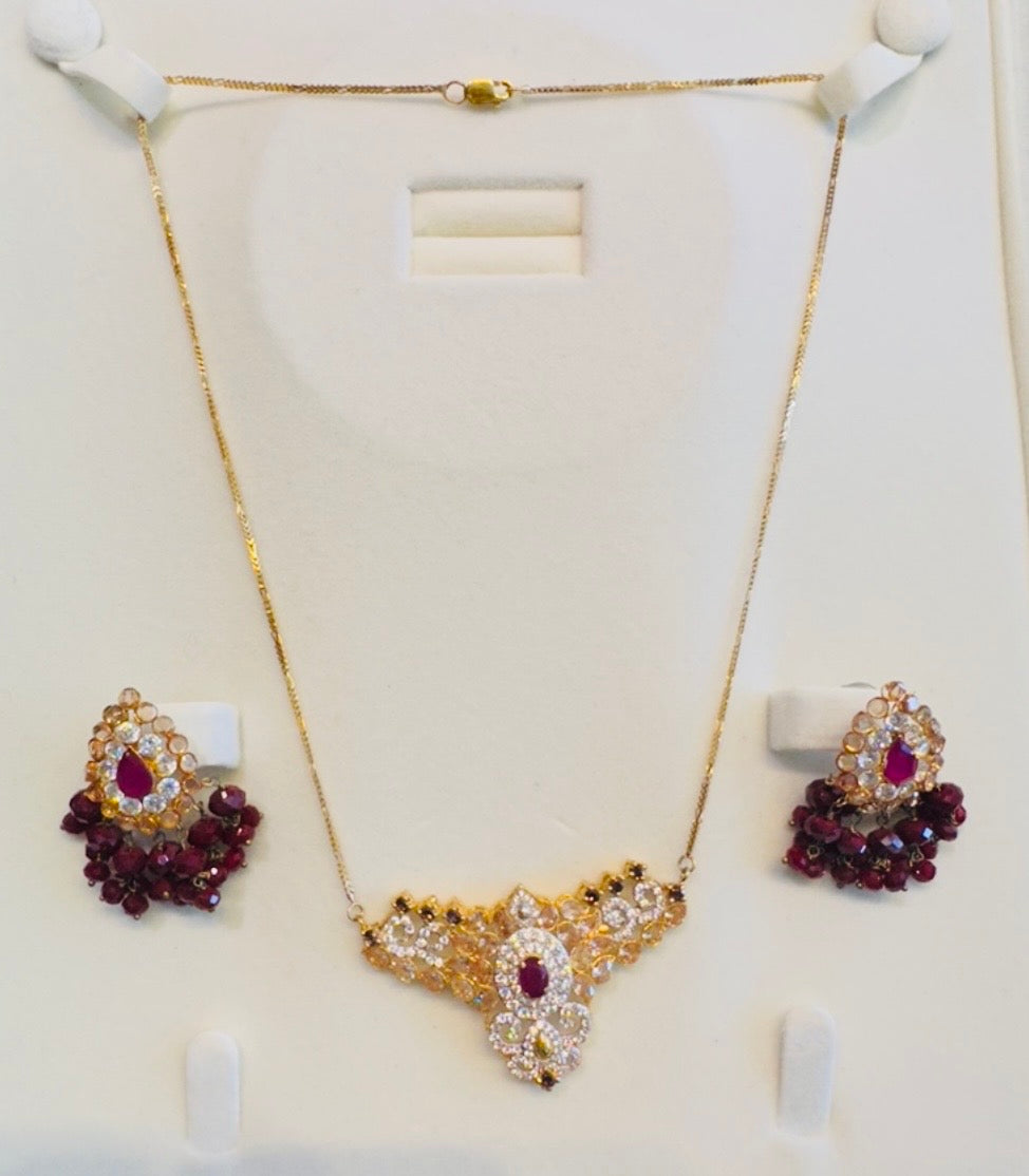 Clearance Sale on Gold Jewelry Collections