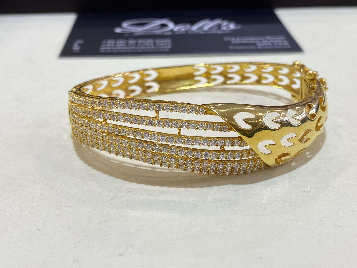 U Designer Bracelet 22ct Gold