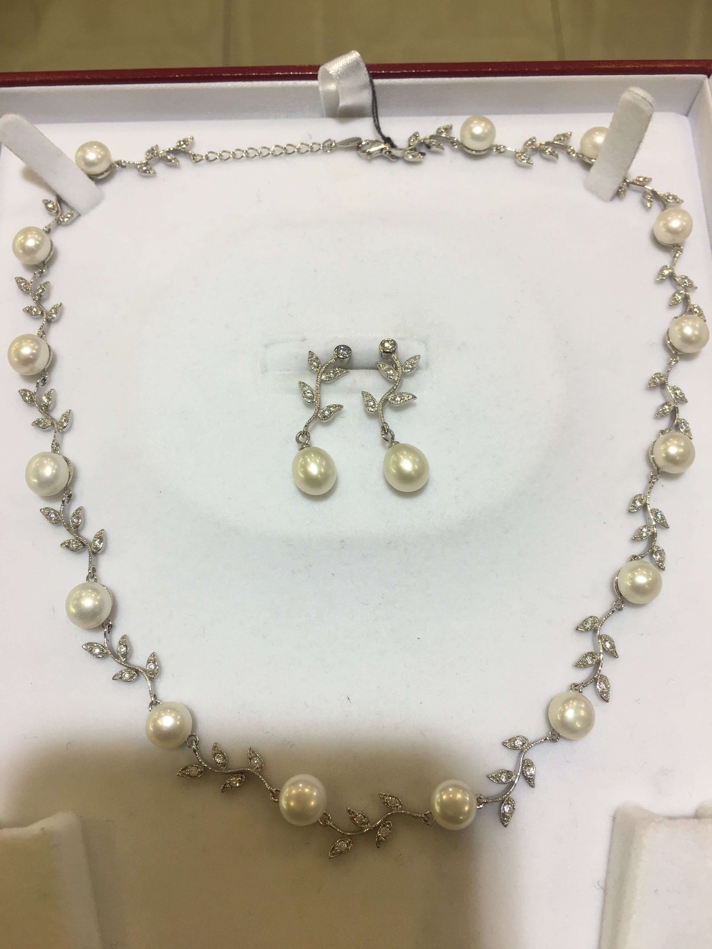 Italian Pearls Necklace with Sterling Silver